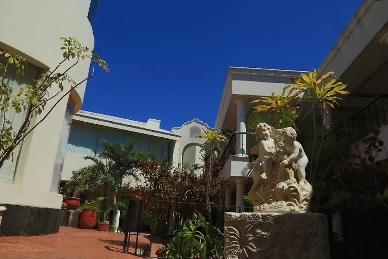 Hotel Suites Costa Blanca Cancun