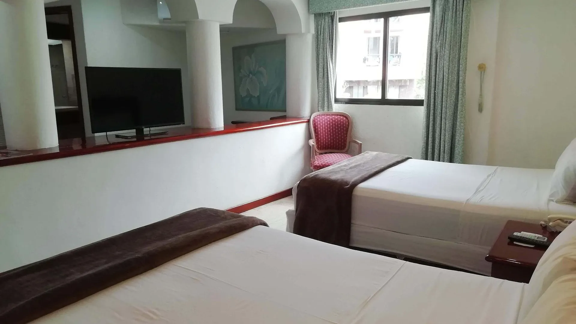 Hotel Suites Costa Blanca Cancun