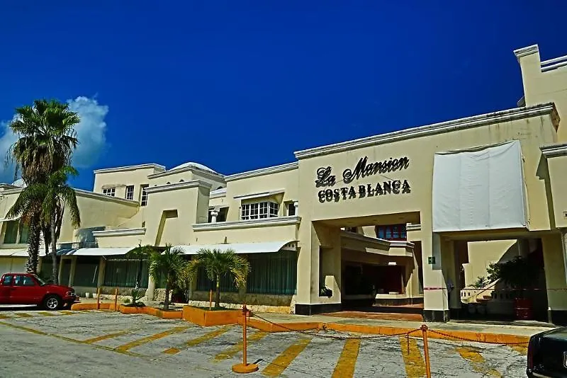 Suites Costa Blanca Cancun