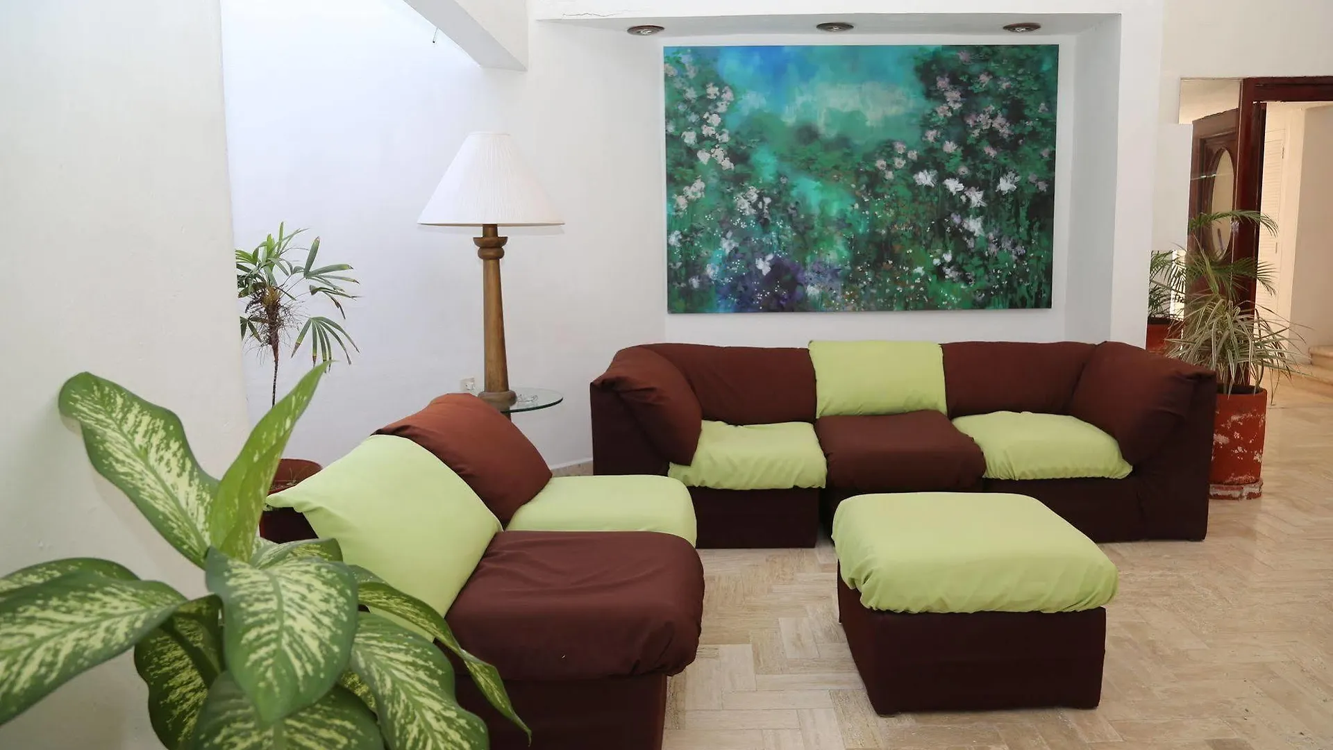 Suites Costa Blanca Cancun 3*,